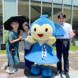 沼津市長とも記念撮影ひも